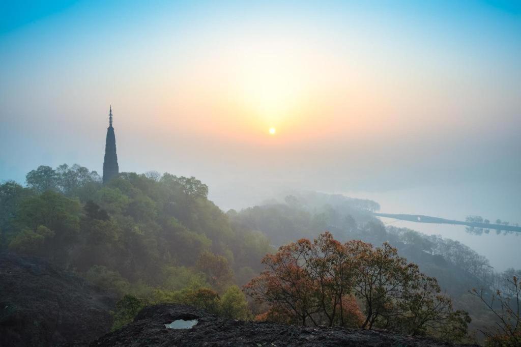 Ji Hotel Hangzhou Xihu Fengqi Road Buitenkant foto